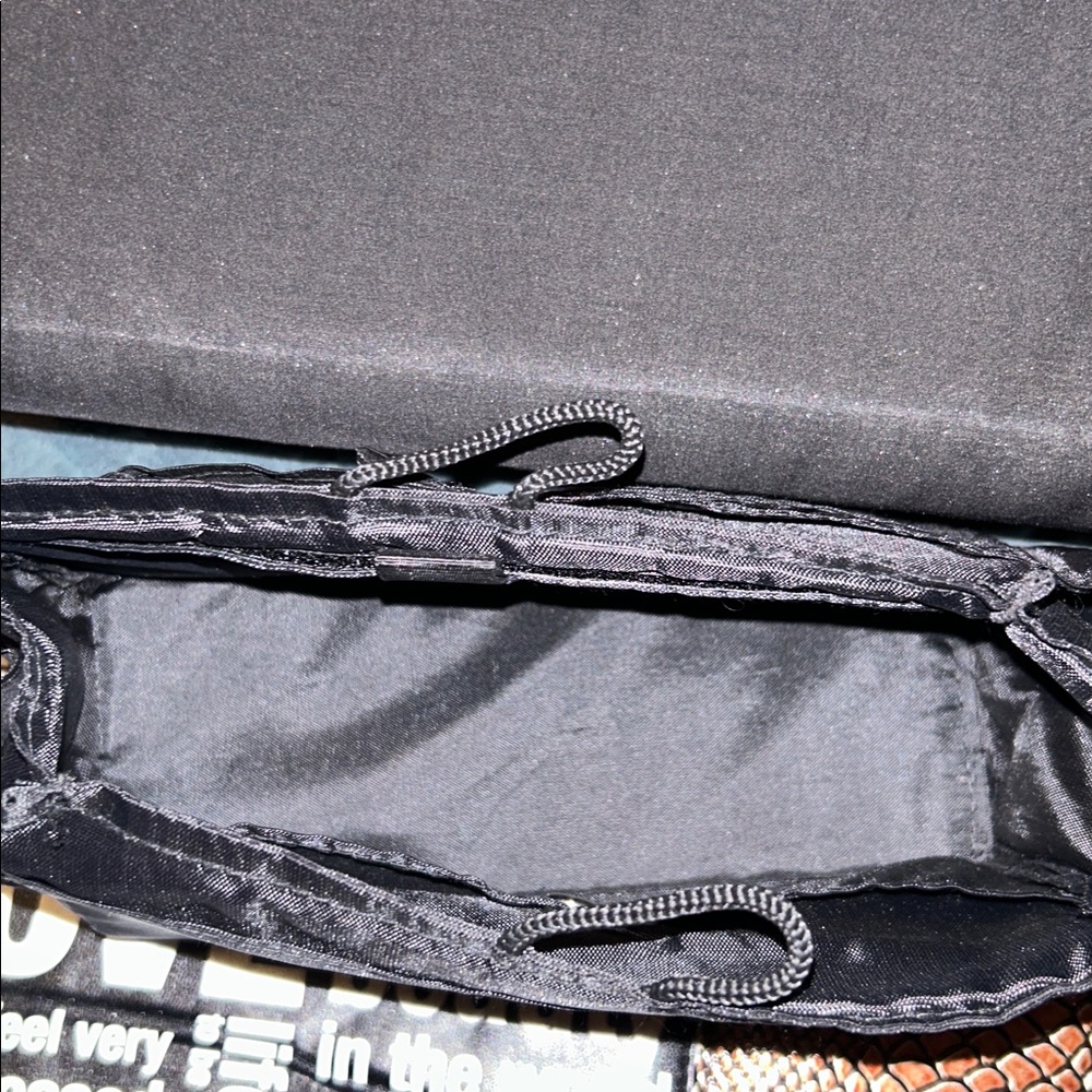 Bundle of medium Miche base bag, strap and four s… - image 5